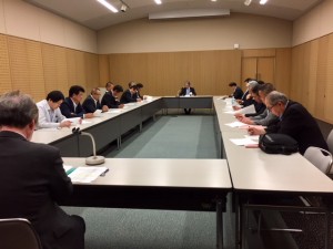 元.6.43　写真　臨時理事会